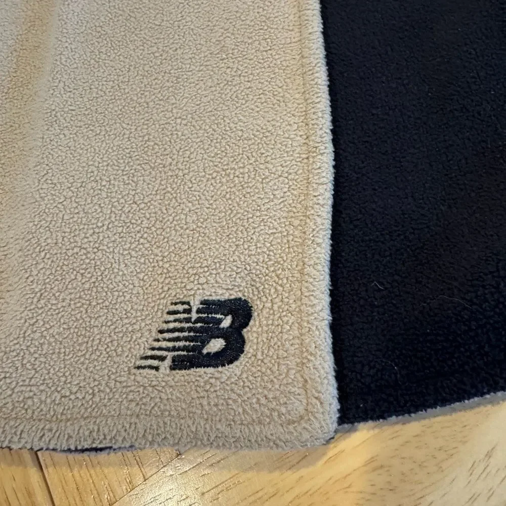New Balance Microfiber Neck Scarf Double Sided